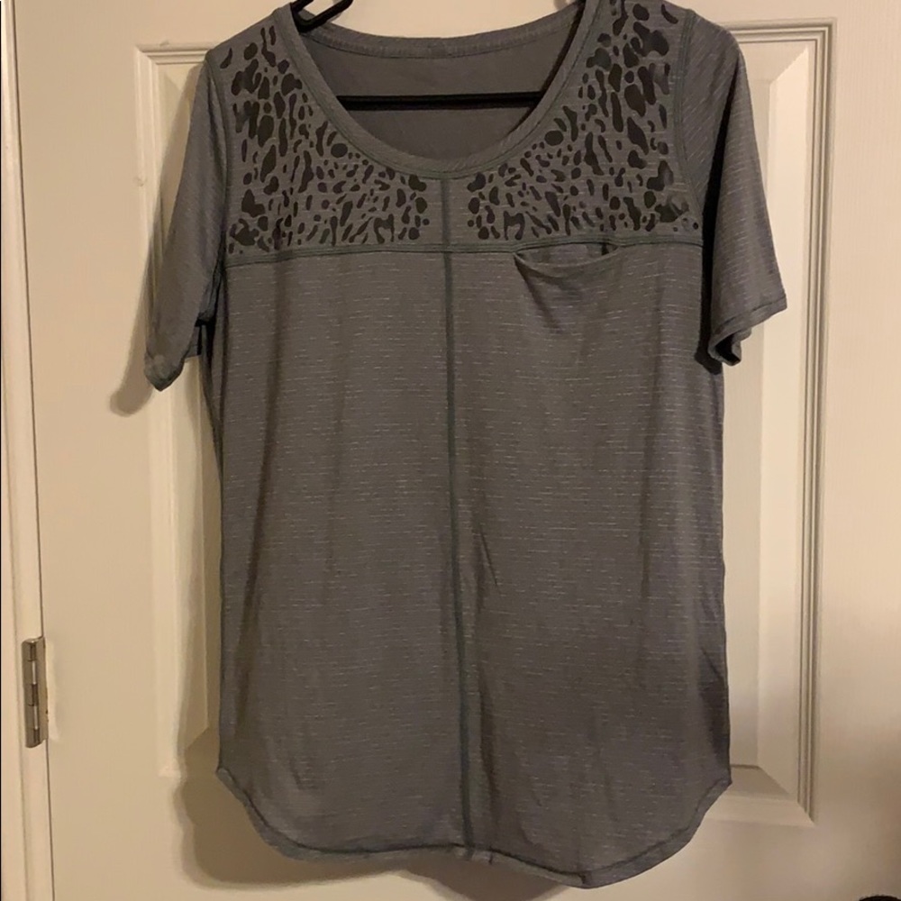 Lululemon Run Away Tee Sz 6